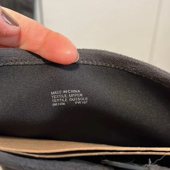 NWOT Over The Knee Boots Grommets Buckle Stretch, Size 9 - Picture 8 of 10